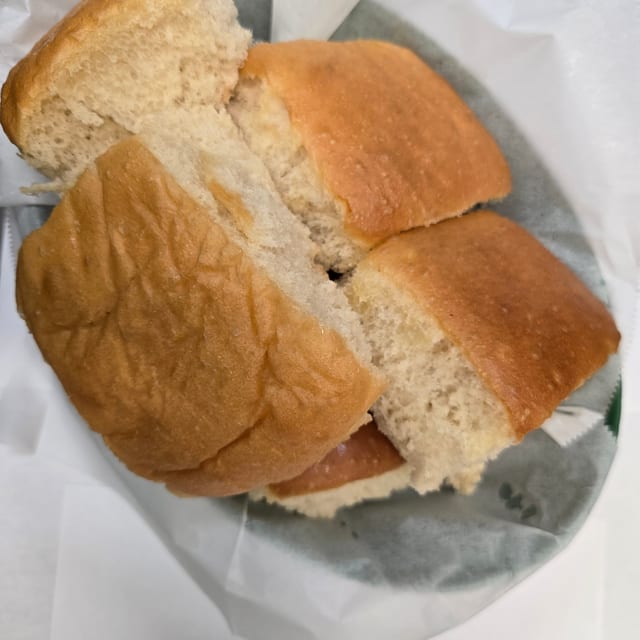 Basket of Rolls.